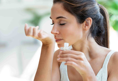 ✨  Perfumes COCO y LOVE – "🌹 “Doble Fragancia, Un Solo Precio. Llévate 2 fragancias al precio de 1."✨